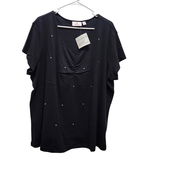 NWT Quacker Factory Black V-Neck Top with Stud Accents Plus Size 2X Vacation - Picture 1 of 3